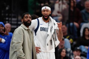 爱游戏体育-包含浓眉哥赛事官方发布战术调整新规，勇士争议不断！的词条