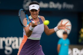 AYX-穆古鲁扎爆冷击败巴黎圣日耳曼，战术调整引爆全场！的简单介绍